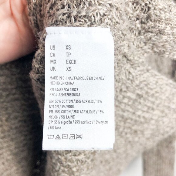 American Eagle Soft Neutral Knit V Neck Sweater XS - Picture 10 of 10